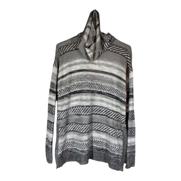 Oh MG: Hooded Knit sweater, gray, black, and white striped NWT - Picture 4 of 8